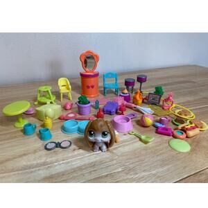 Hasbro Littlest Pet Shop Rabbit #185 Figure plus 30+ Accessories